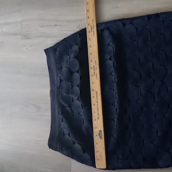COPY - Ann Taylor factory classy navy blue skirt size 4 - Picture 9 of 12
